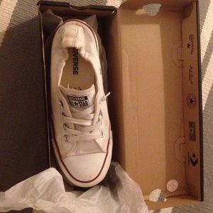 White Converse 7.5