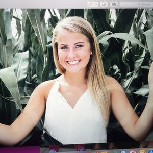 Meet your Posher, Emily