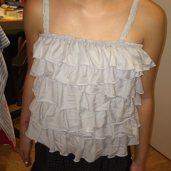 Ruffled crop tank - Picture 1 of 3