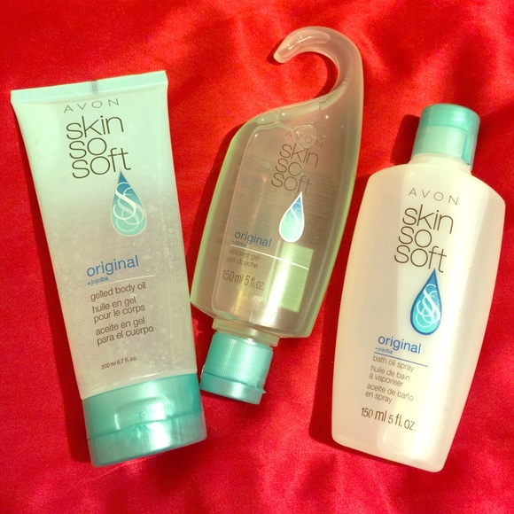 New Avon Skin So Soft Gift Set
