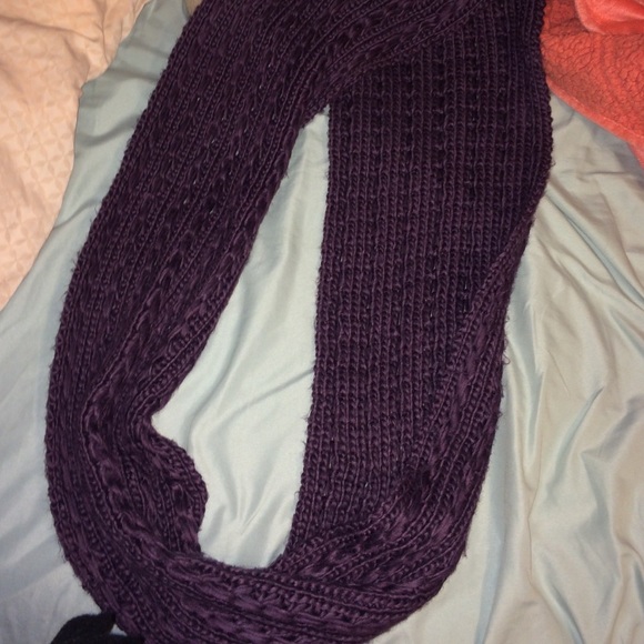purple infinity scarf