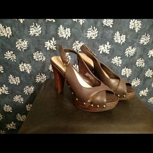 Exhilaration Sturdy Brown Sling Backs