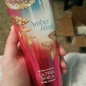 ❌HOLD FOR @Megss446 ❌ 'Amber blush' lotion