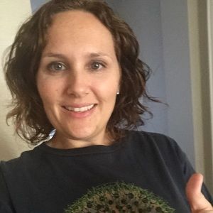 Meet your Posher, Angie