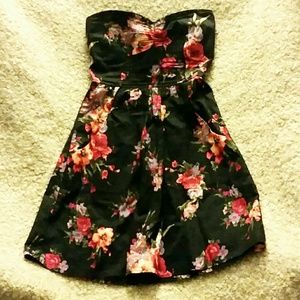 Sweetheart Short Floral Summer Dress XS