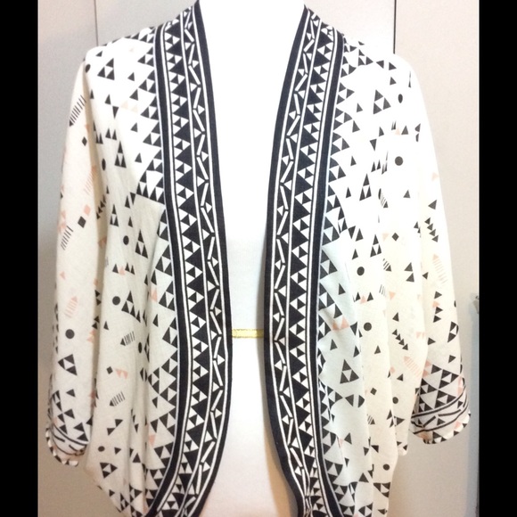 Aztec Tribal Print Kimono Top