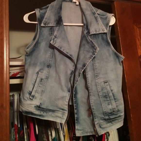 NWOT Denim zip vest