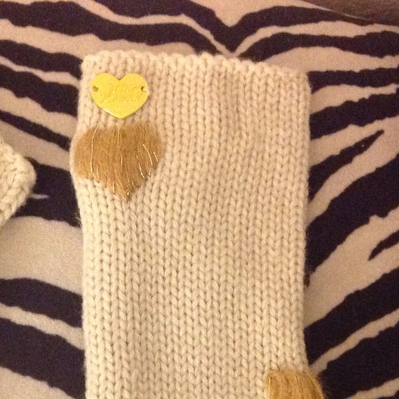 Betsey Johnson gloves - Picture 4 of 4