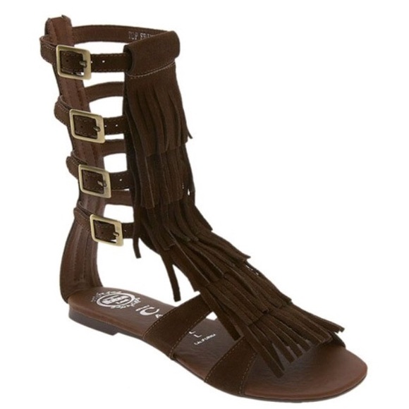 jeffrey cbell fringe sandals 66 jeffrey cbell shoes sold jeffrey cbell jeffrey cbell fringe sandals 66 jeffrey cbell shoes sold jeffrey cbell