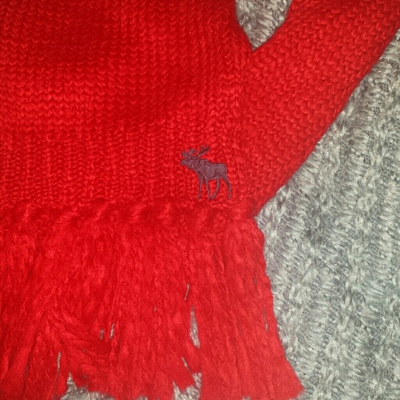 Red Abercrombie scarf with tassles