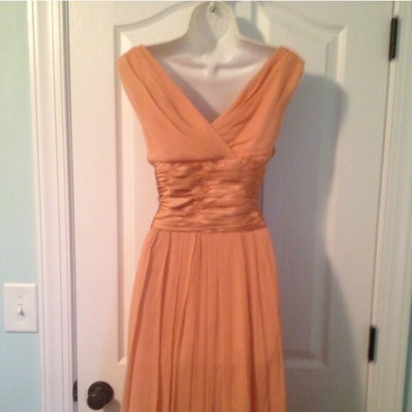Peach/ Coral colored chiffon dress with satin bow! - Picture 2 of 2