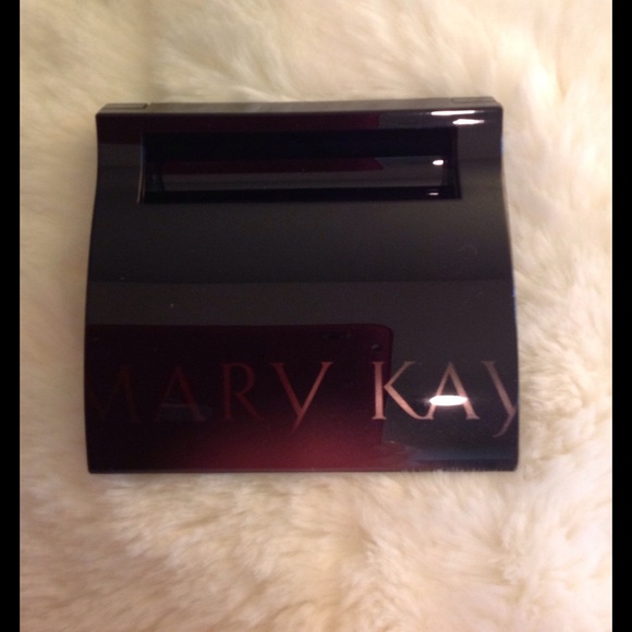 Mary Kay Compact