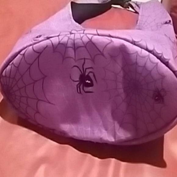 Handmade - Picture 3 of 4