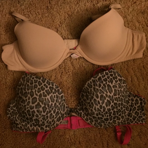 2 Victoria's Secret Pink bras 32B