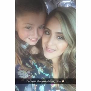 Meet your Posher, Monica