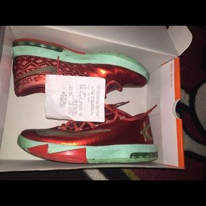 Christmas KD 6