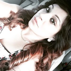 Meet your Posher, Vicky