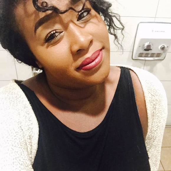 Meet your Posher, Ibtisam
