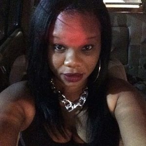 Meet your Posher, Sharice