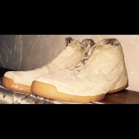 Nike men's sz9 tan high tops