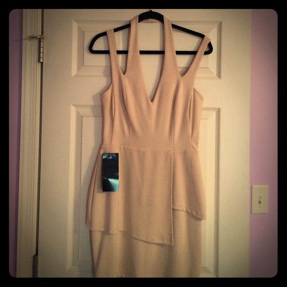 NEVER WORN bebe warrior princess dress large