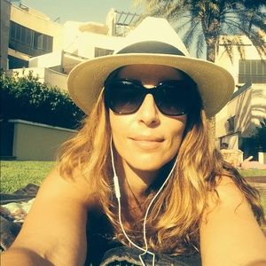 Meet your Posher, Cristina