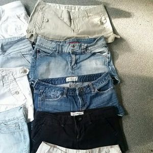 Lot of 9 pairs of 9/10 shorts
