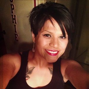 Meet your Posher, Maria