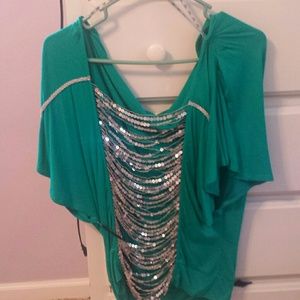 Sequin open back stretch shirt