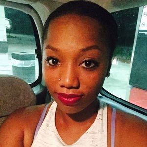 Meet your Posher, Isabella