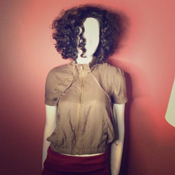 Cute simple jacket - Picture 1 of 3