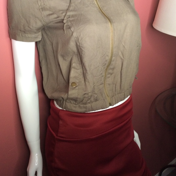 Cute simple jacket - Picture 2 of 3