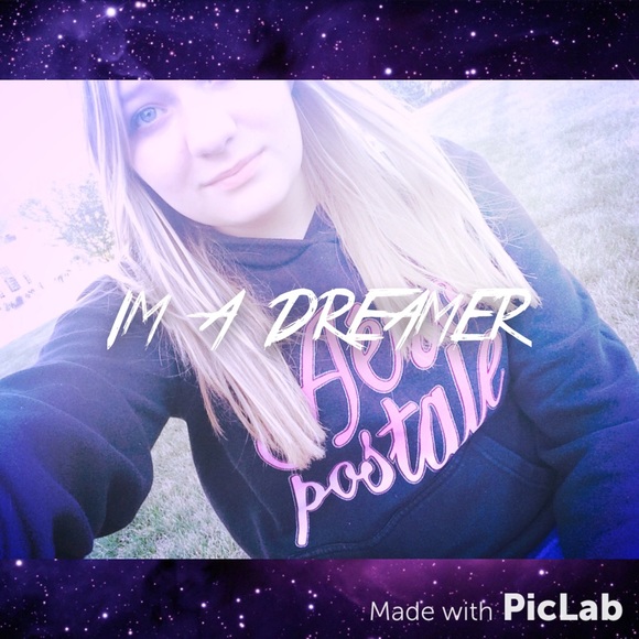 Meet your Posher, Kimberly