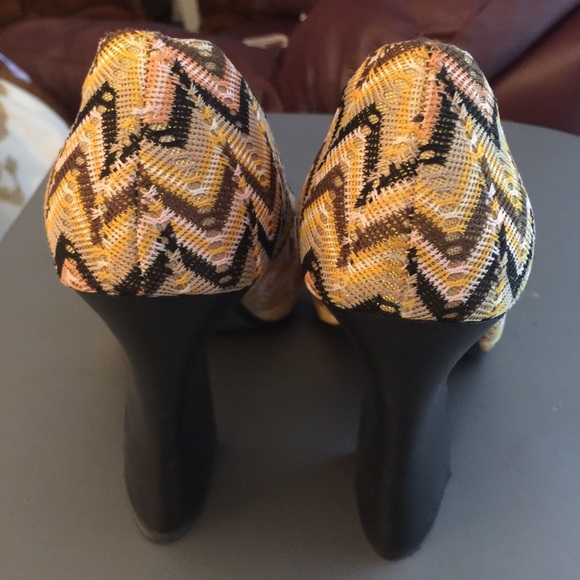 Shoes - Picture 3 of 3