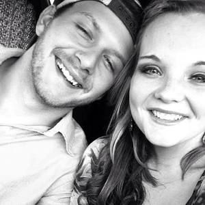 Meet your Posher, Carly