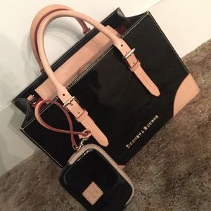 DOONEY & BOURKE HANDBAG AND TECH CASE/ MINI WALLET