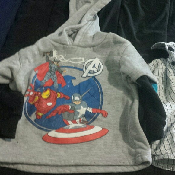 1 hoodie 2 button ups - Picture 3 of 3