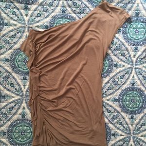 One Shoulder Tan Tee with Ruffle🐻