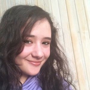 Meet your Posher, Eva