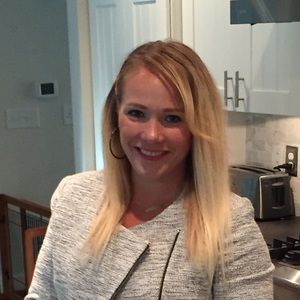 Meet your Posher, Claire