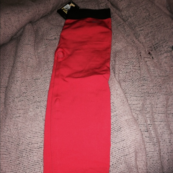 NIKE Dri Ft Compression - Picture 2 of 3