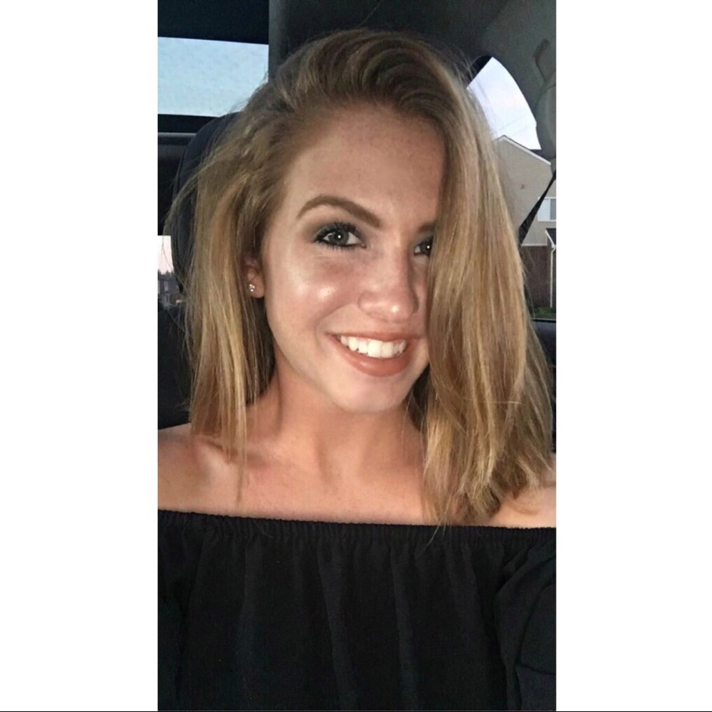 Meet your Posher, Carlee