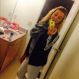 Meet your Posher, Abigail