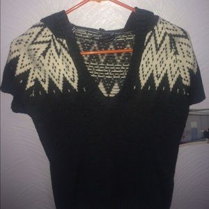 Cute dark gray and white sweater design top size S