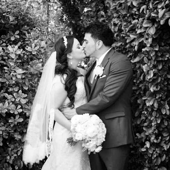 Meet your Posher and Suggested User, Kelly Ann! - Picture 2 of 6