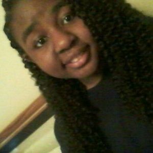 Meet your Posher, Iris