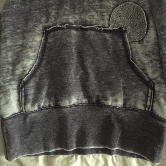 Hooded sweatshirt - Picture 2 of 3