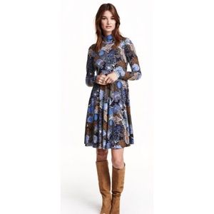 Fall Seventies Dress 🎉