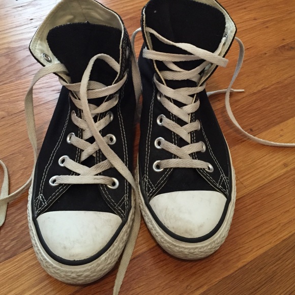 Converse Shoes - Black High Top Converse