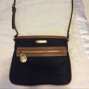 Michael kors black nylon & brown leather crossbody